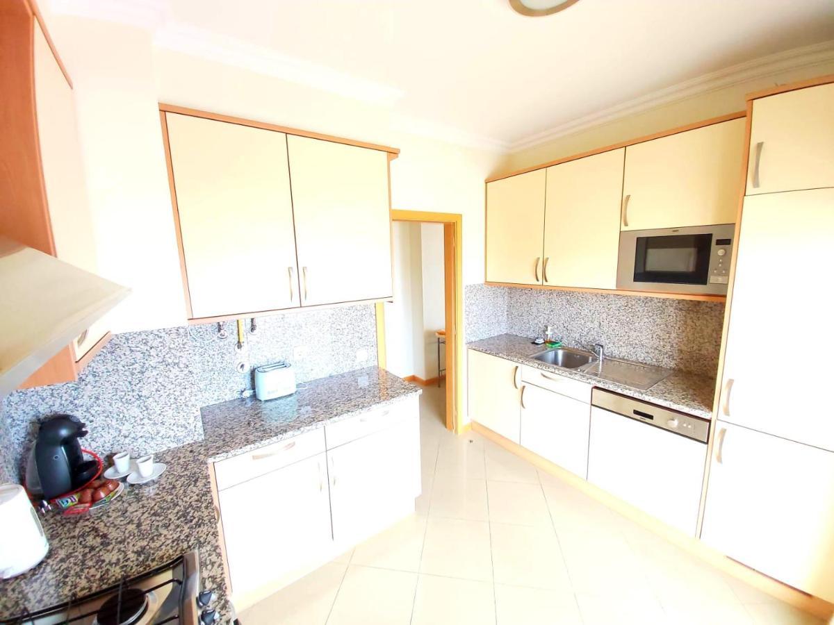 Sea View Penthouse In Albufeira Apartment ภายนอก รูปภาพ