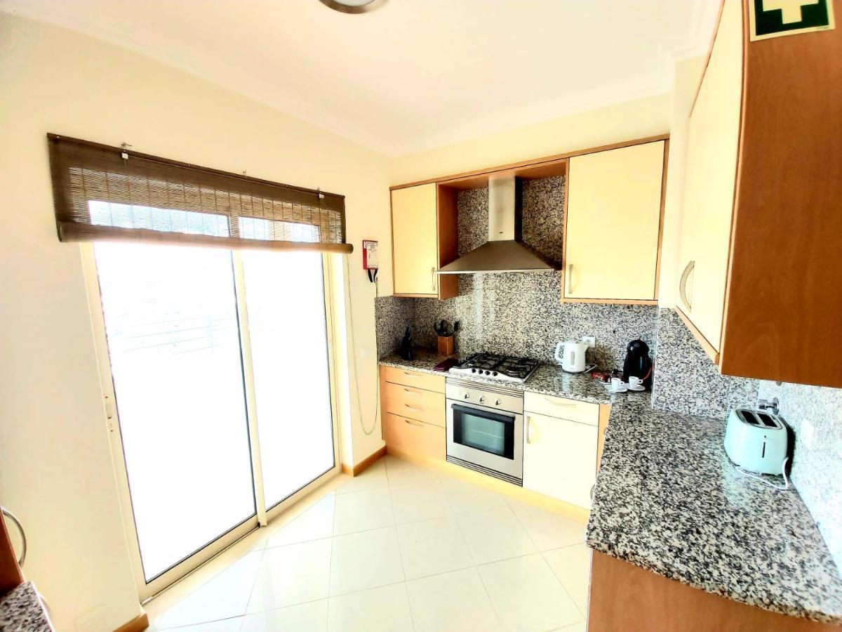 Sea View Penthouse In Albufeira Apartment ภายนอก รูปภาพ