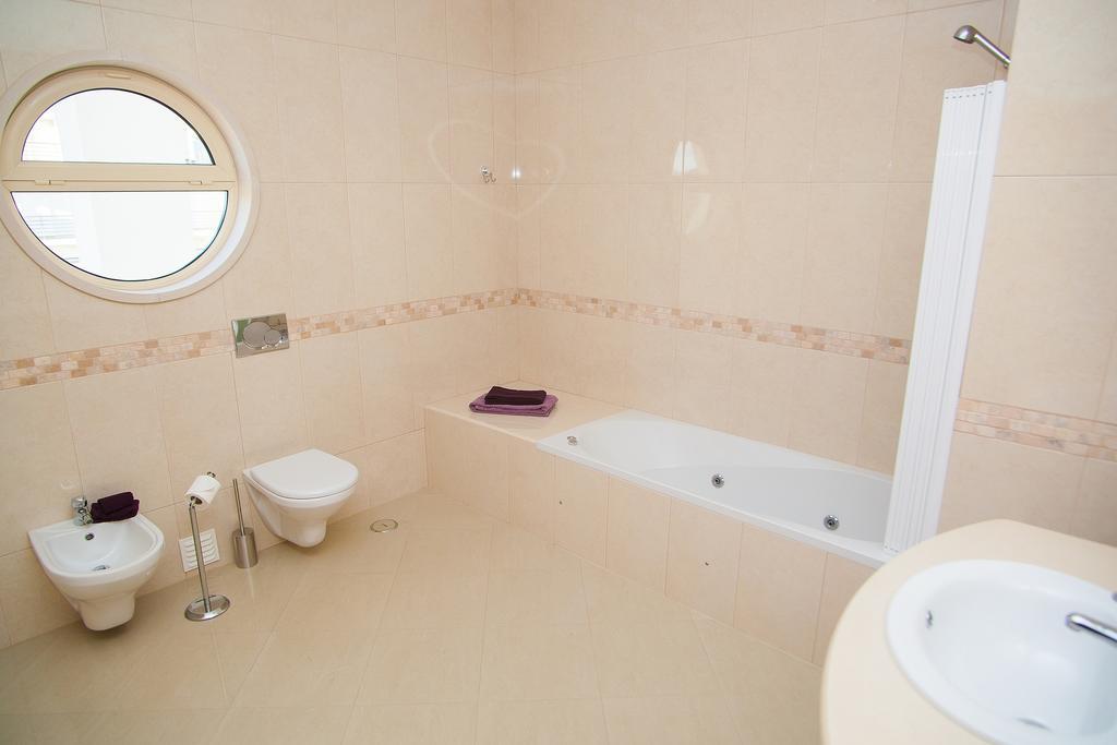 Sea View Penthouse In Albufeira Apartment ห้อง รูปภาพ