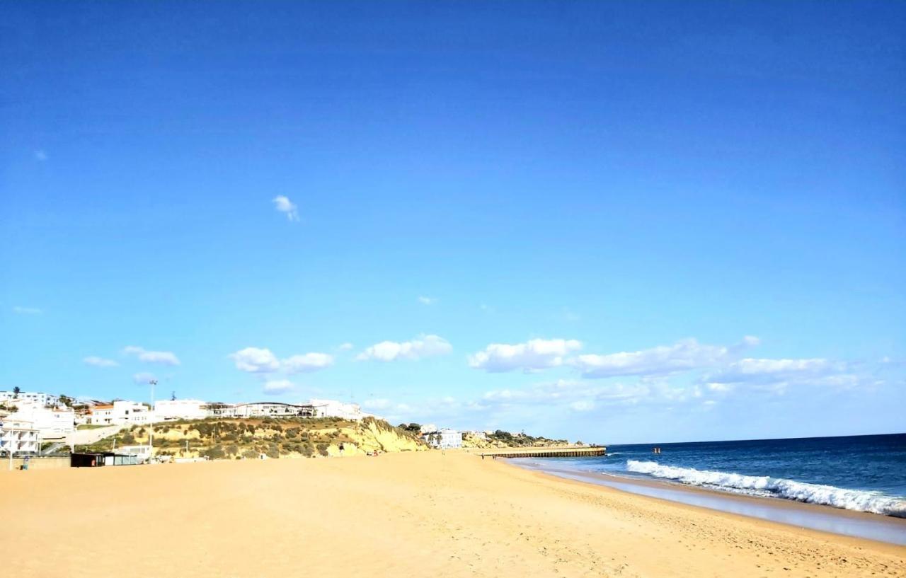 Sea View Penthouse In Albufeira Apartment ภายนอก รูปภาพ